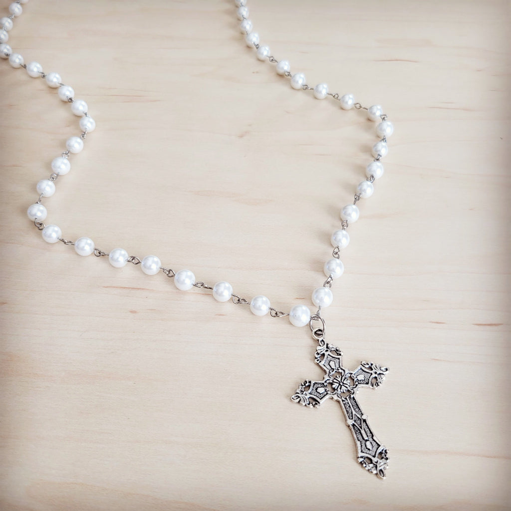 Pearl Long Beaded Necklace with Antique Silver Cross 262p
