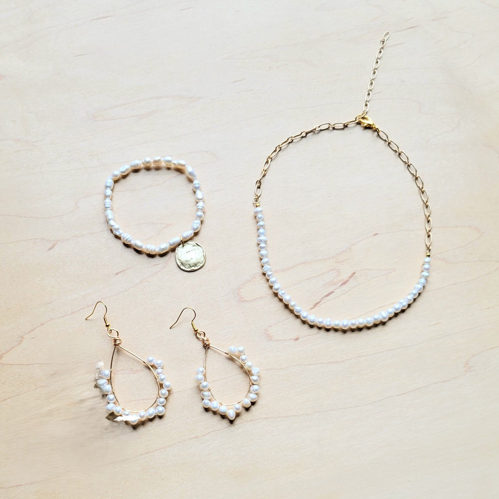 Wire Wrapped Freshwater Pearl Beaded Hoop Earrings 218y