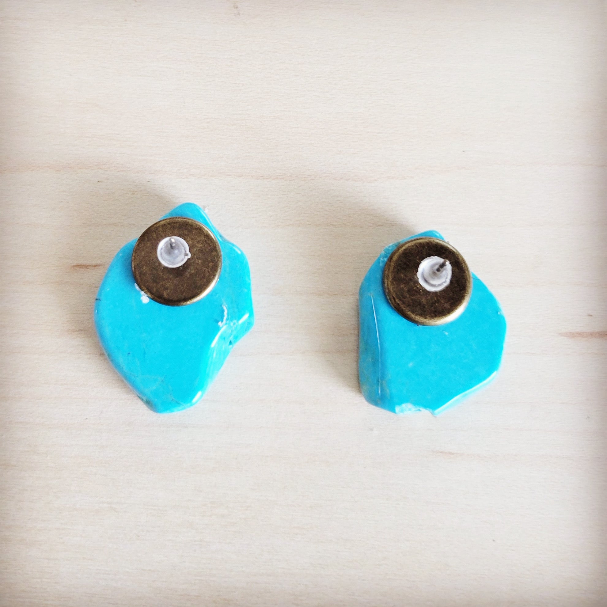 Turquoise Slab Earring Studs-Blue 200bn