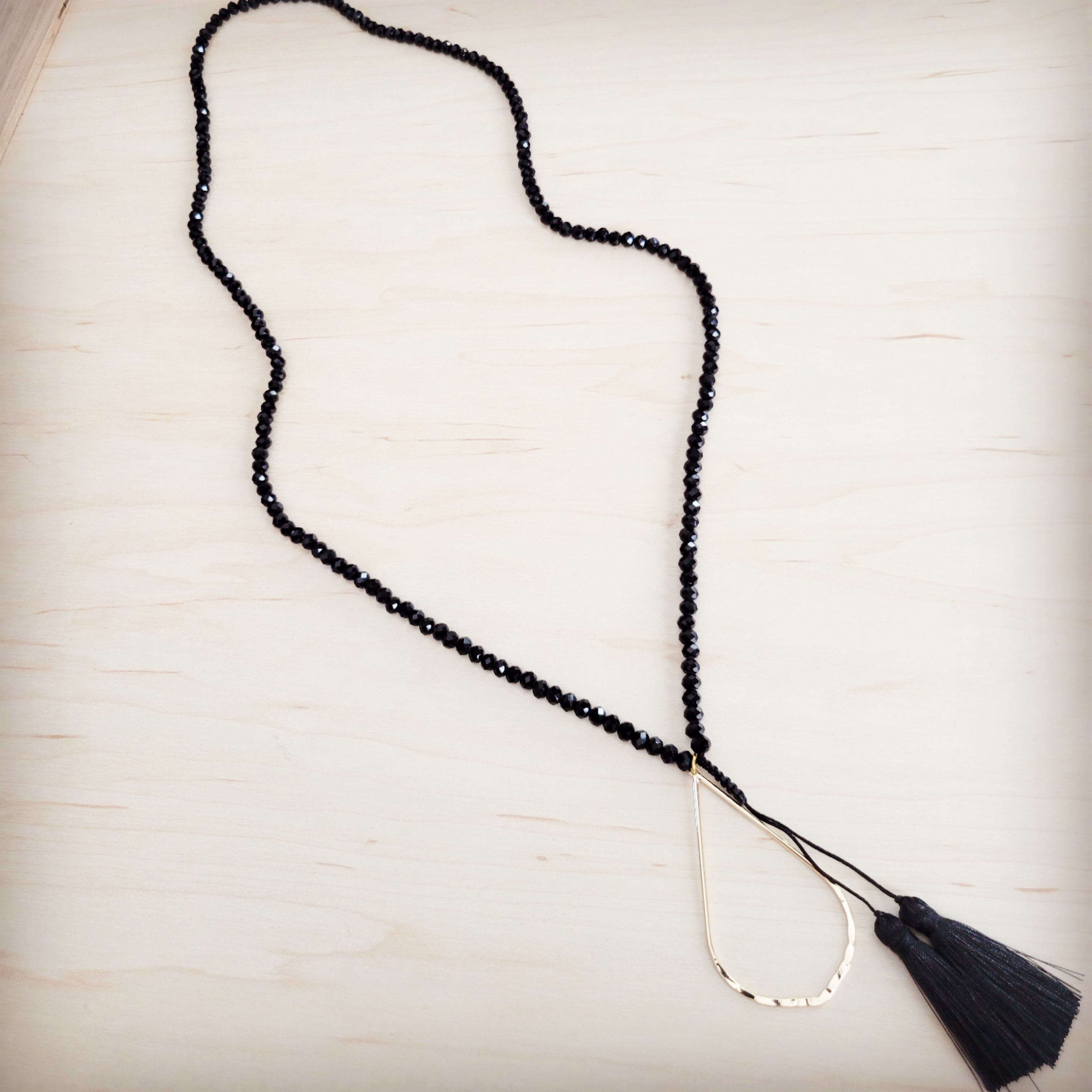 **Midnight Faceted Bead Lariat with Gilded Teardrop Necklace 257lz
