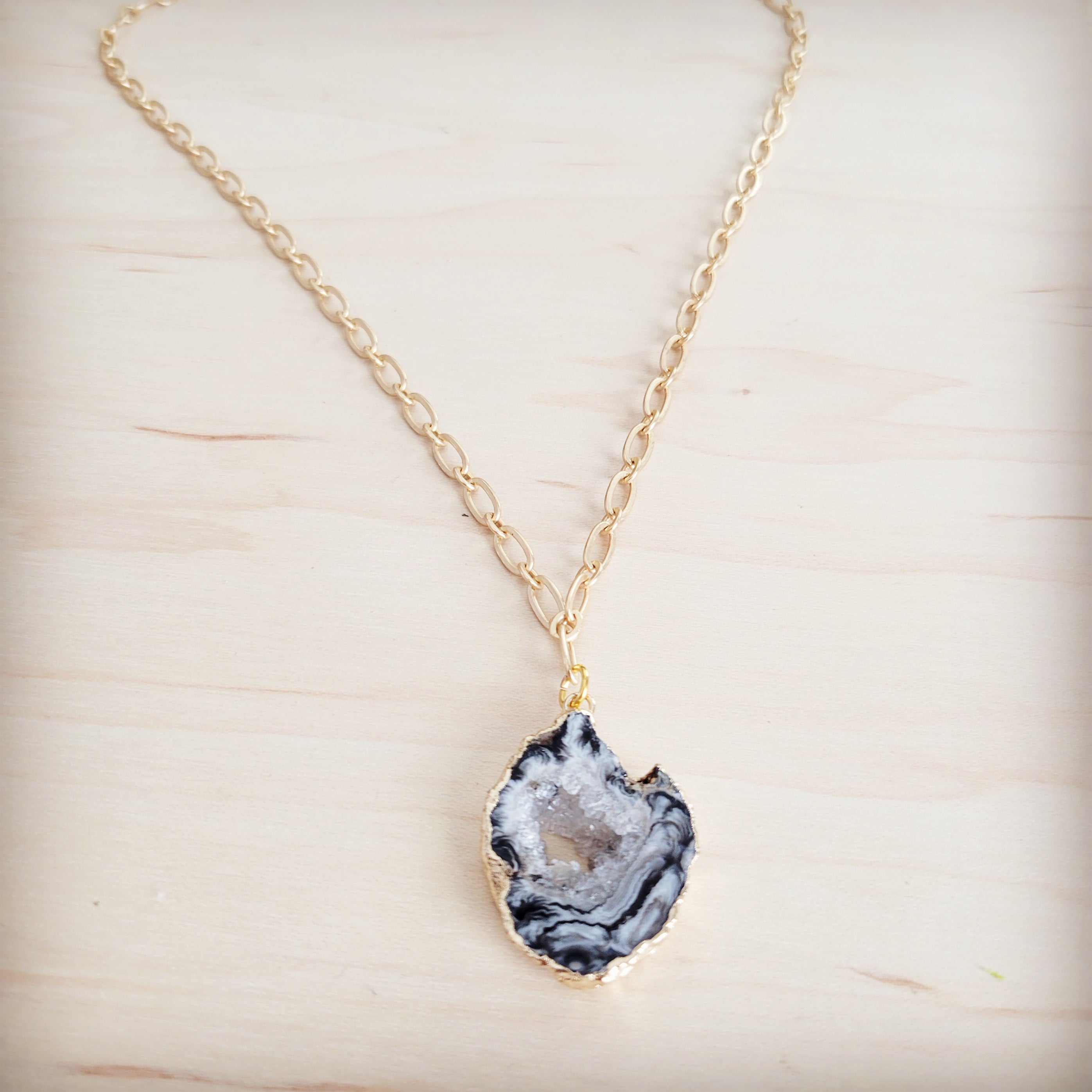 **Gilded Black Agate Necklace 257ma