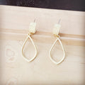 **Matte Gold Cuff Earring w/ Teardrop Dangle 200j
