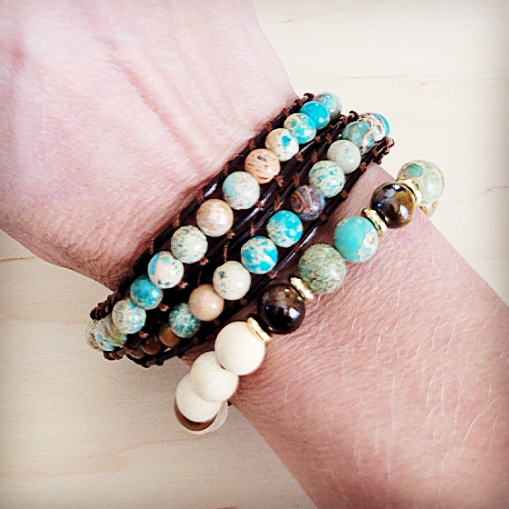 Genuine Jasper and Tigers Eye Beaded Bracelet 811t