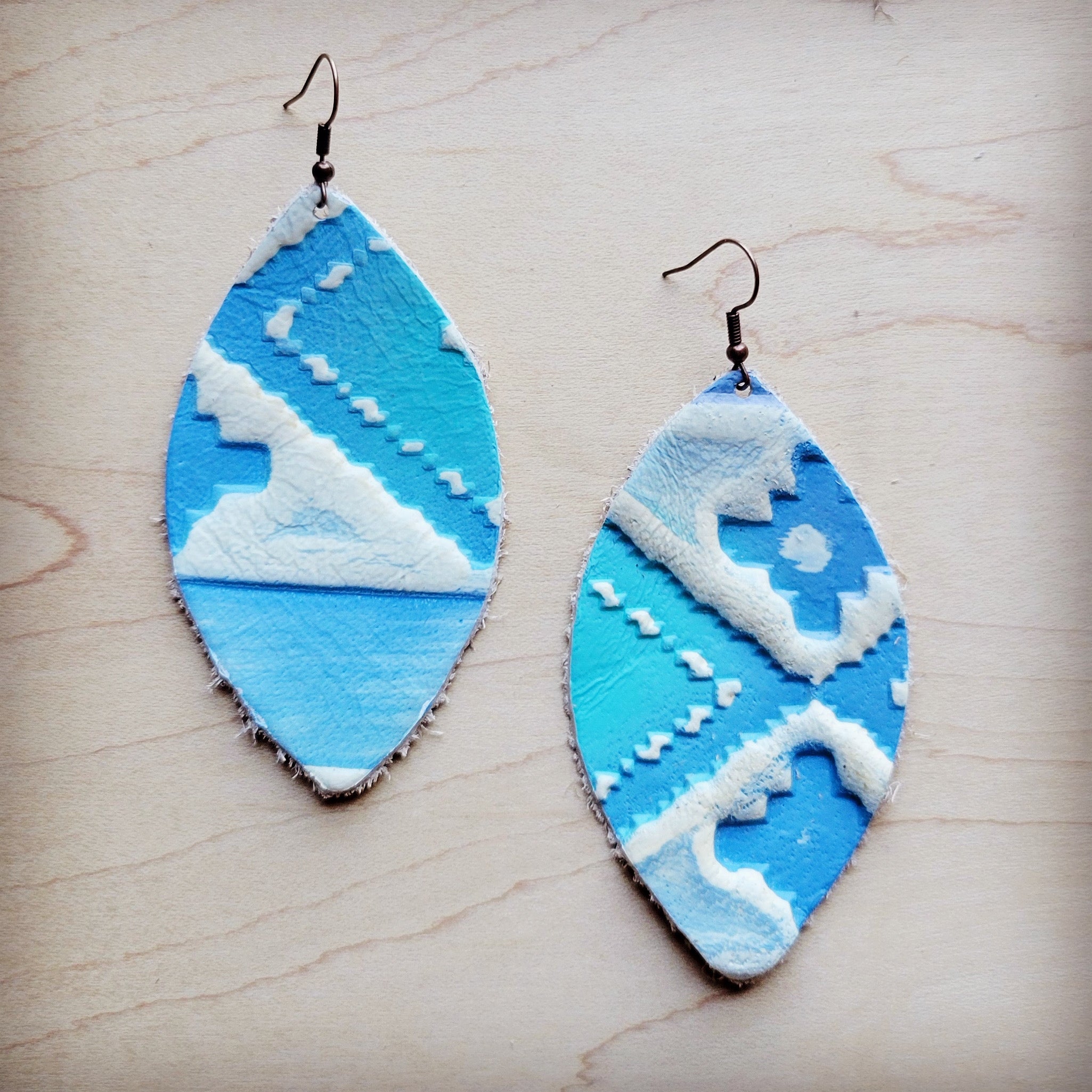 **Leather Oval Earring-Pastel Navajo 224v