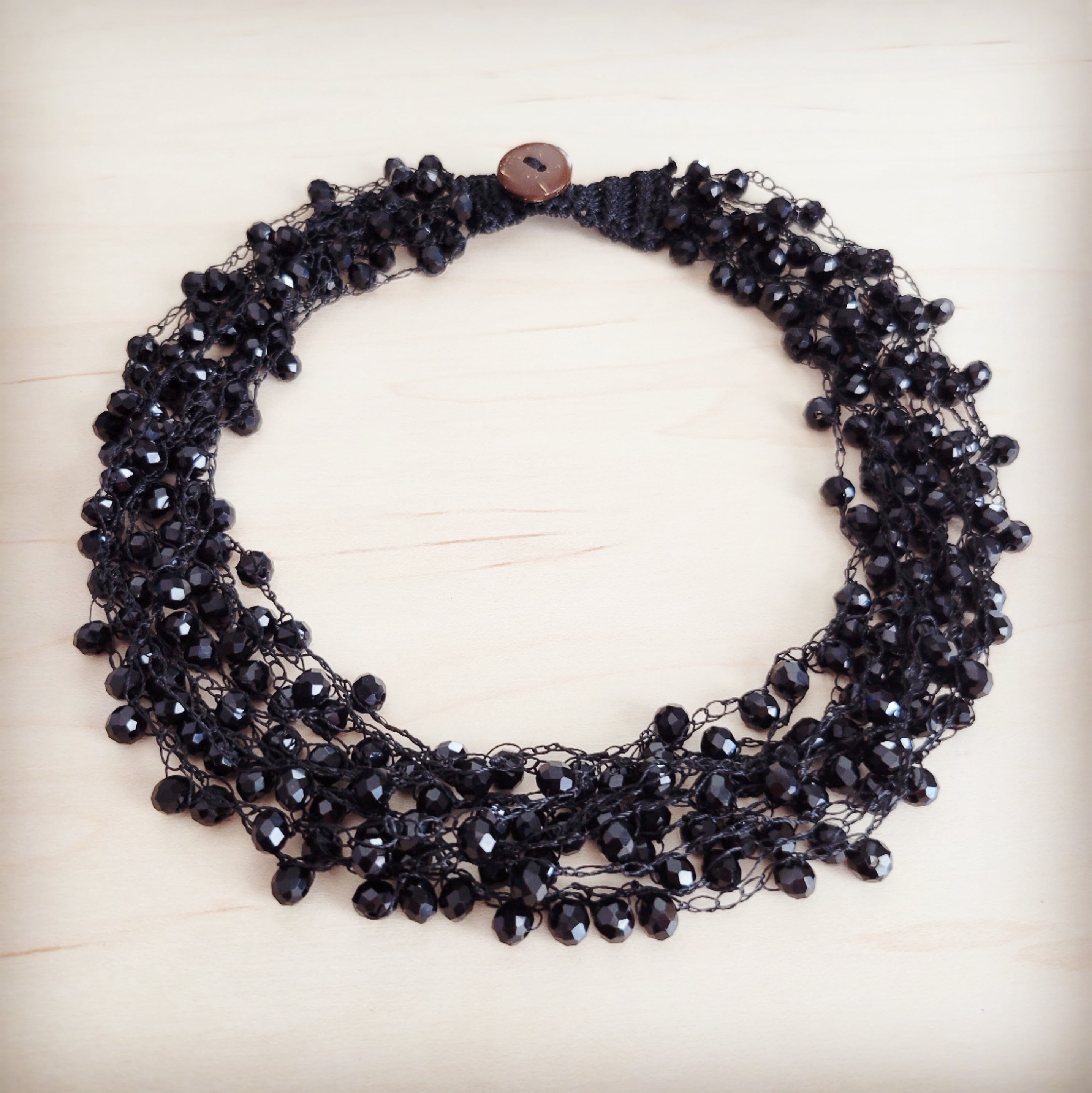 **Noir Cluster Statement Choker 257mf