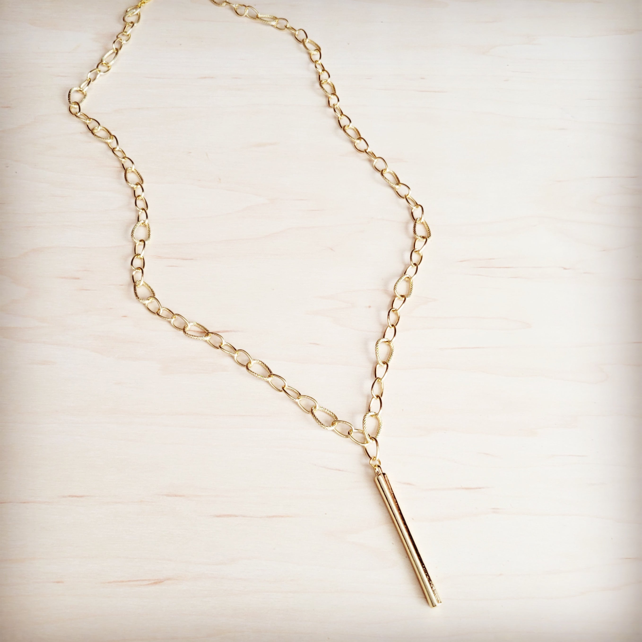 **Long Gold Chain Necklace w/ Bar Pendant 257kx