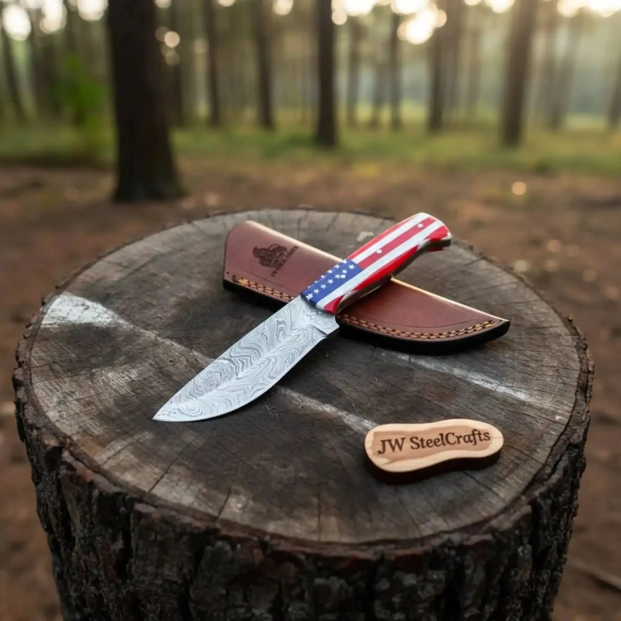 USA Handle Outdoor Knife – Handcrafted Damascus Steel Blade | Leather Sheath | JW SteelCrafts