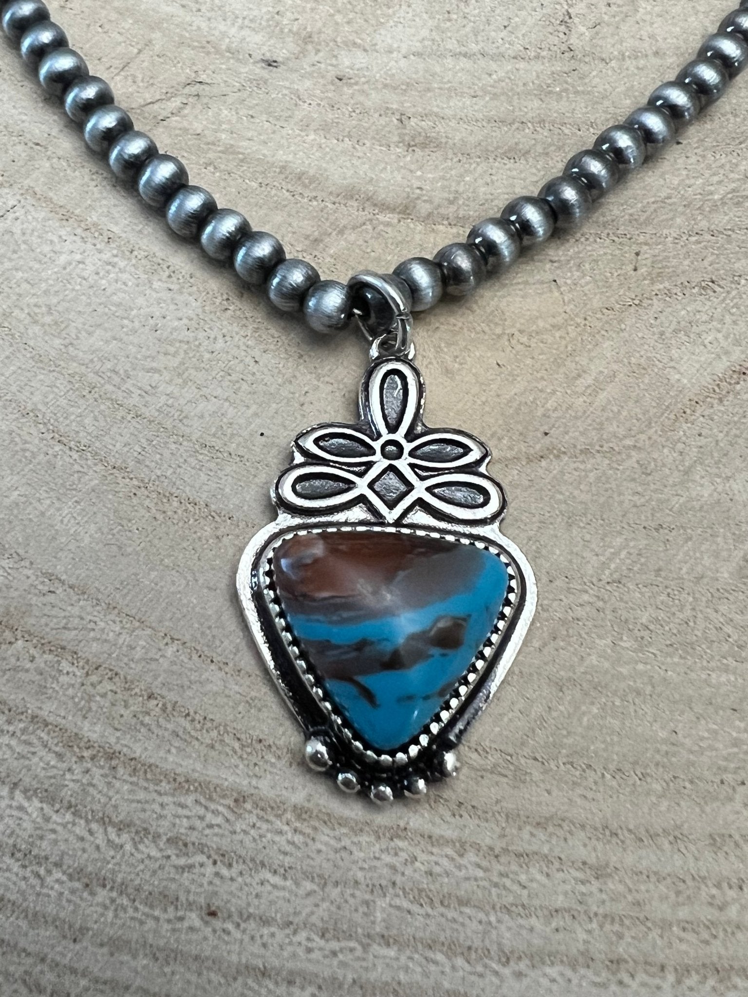 Western Boot Stitch and Faux Turquoise Pendant and 4mm fashion Pearls Necklace - 18 Inch
